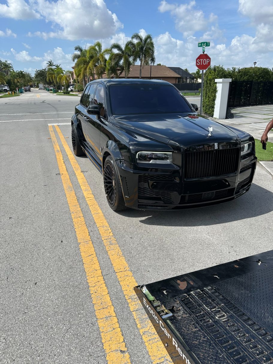 2 Passenger Rolls Royce