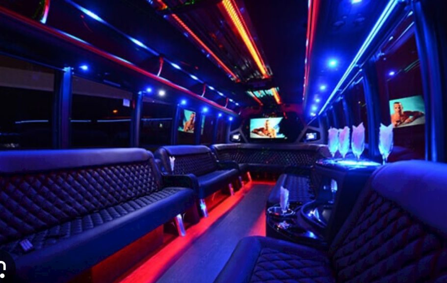 32 Passenger Party Bus w/bathroom