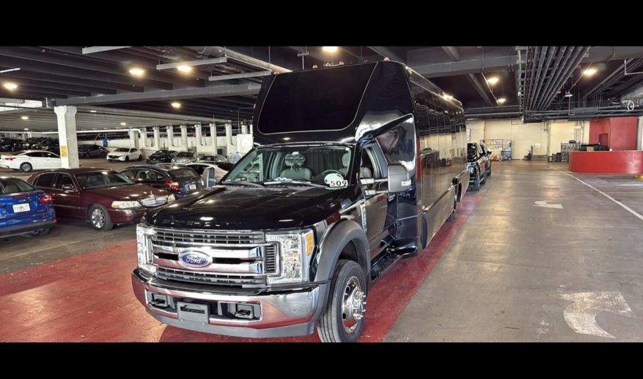 25 Passenger Party Bus